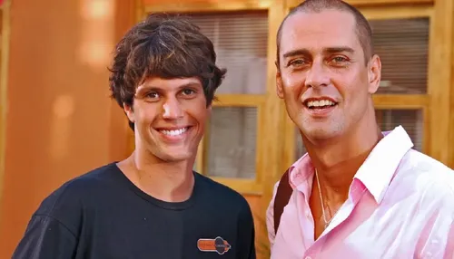 Ex-galã da Globo abandonou a fama e vende pizzas nos EUA; relembre