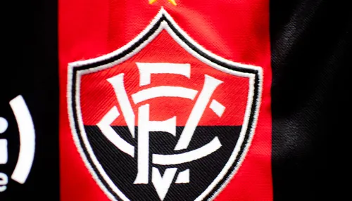 Vitória defende diminuição dos estrangeiros para dar espaço à base
