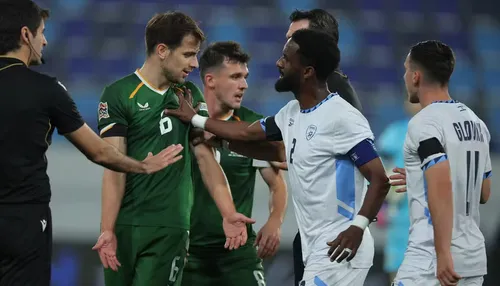 Jogo entre Israel e Irlanda tem acusação de cusparada; entenda