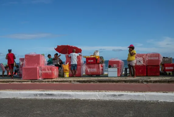 Saiba quando sai a lista de ambulantes aprovados para o Carnaval de 2027 e festas de Salvador - Imagem