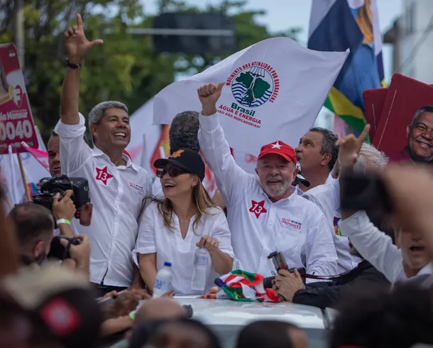 Lula confirma ato de campanha em Feira de Santana na próxima semana