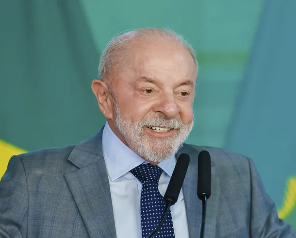 De graça! Lula anuncia distribuição de “canetas emagrecedoras” pelo SUS