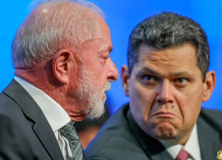 Fim da escala 6x1 ganha data de votação após decisão de Alcolumbre