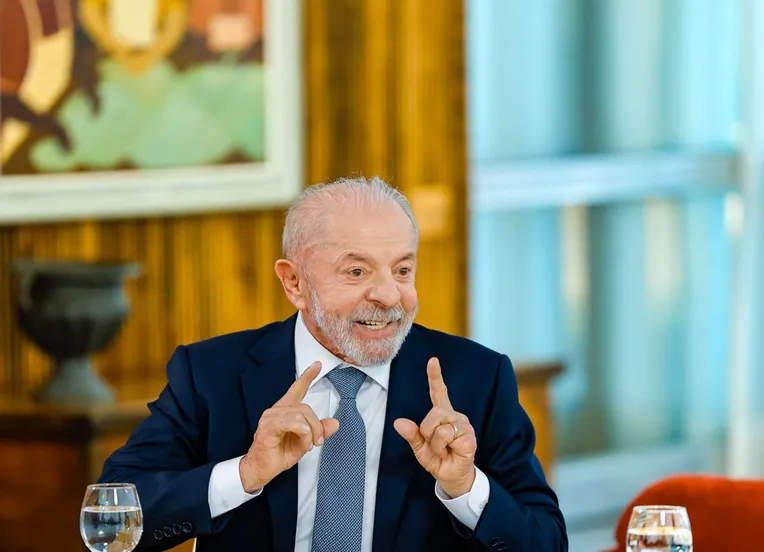 Lula eleva tom contra STF e defende mudanças no Judiciário