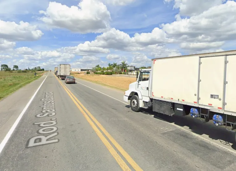 Tragédia na BR-116: engavetamento com carretas mata um na Bahia