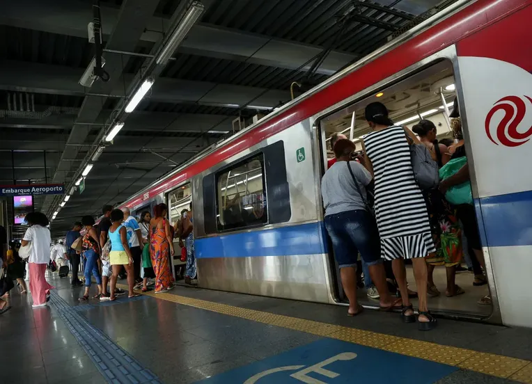 Vagão exclusivo para as mulheres: ação ganha mais dias no metrô de Salvador