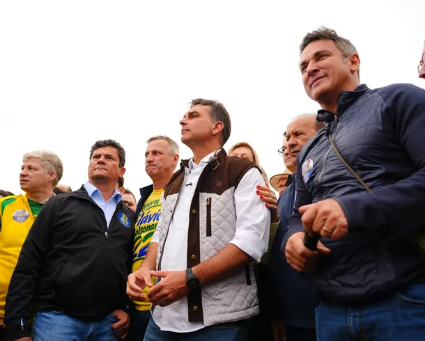 Aliados de Flávio Bolsonaro revelam temor após derrota nas eleições