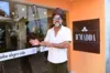 Com artistas, mãe de Carlinhos Brown inaugura restaurante no Candeal