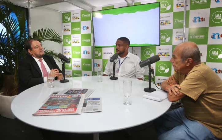 Desembargador Jatahy Júnior conversa com Lula Bonfim e Levi Vasconcelos