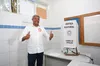 Candidatos e demais políticos votam em Salvador; veja fotos