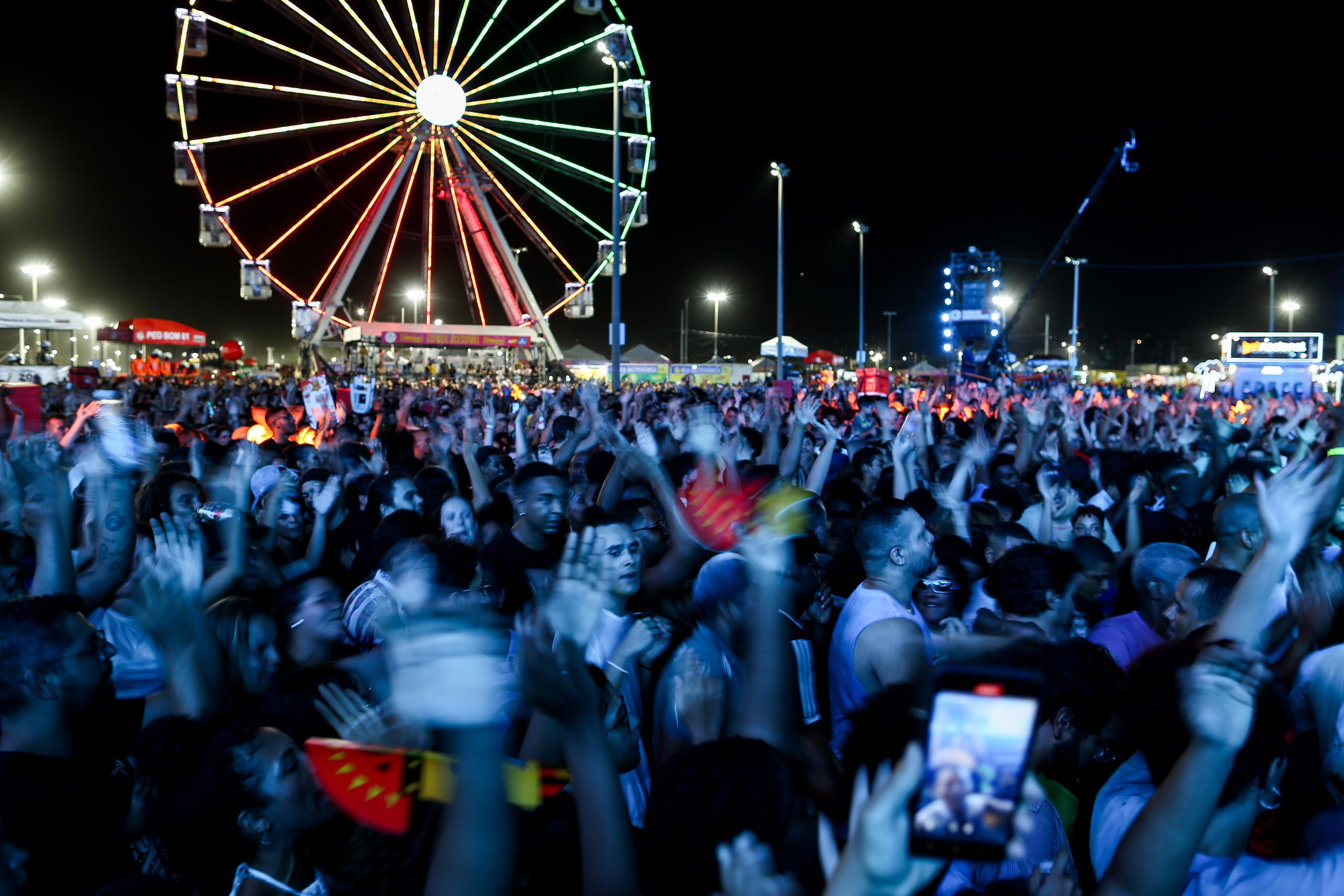 Passapusso e Larissa Luz defendem valorização a novos artistas baianos