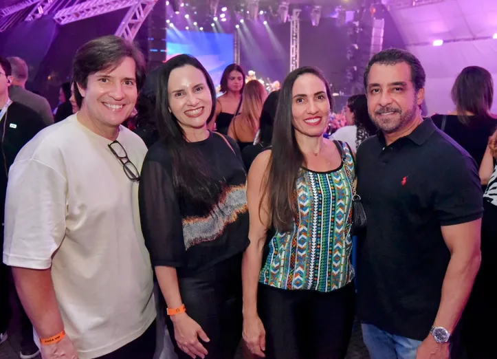 Rodrigo e Danielle Santana com Giselle Campos e Marcelo Carvalho