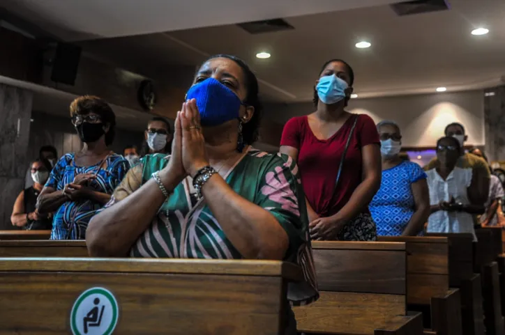 Santuário de Santa Dulce celebra missa de Natal; veja fotos