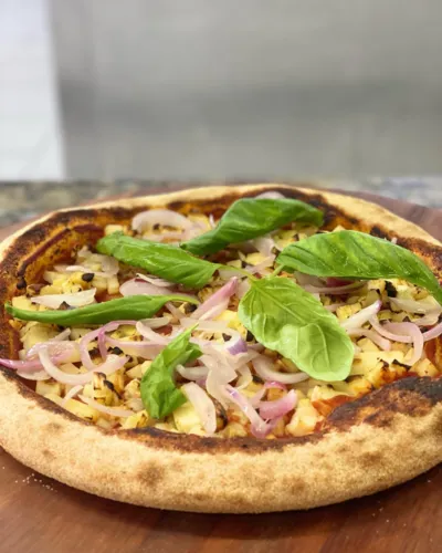 A cultura da pizza teve inicio na cidade de Nápoles, na Itália