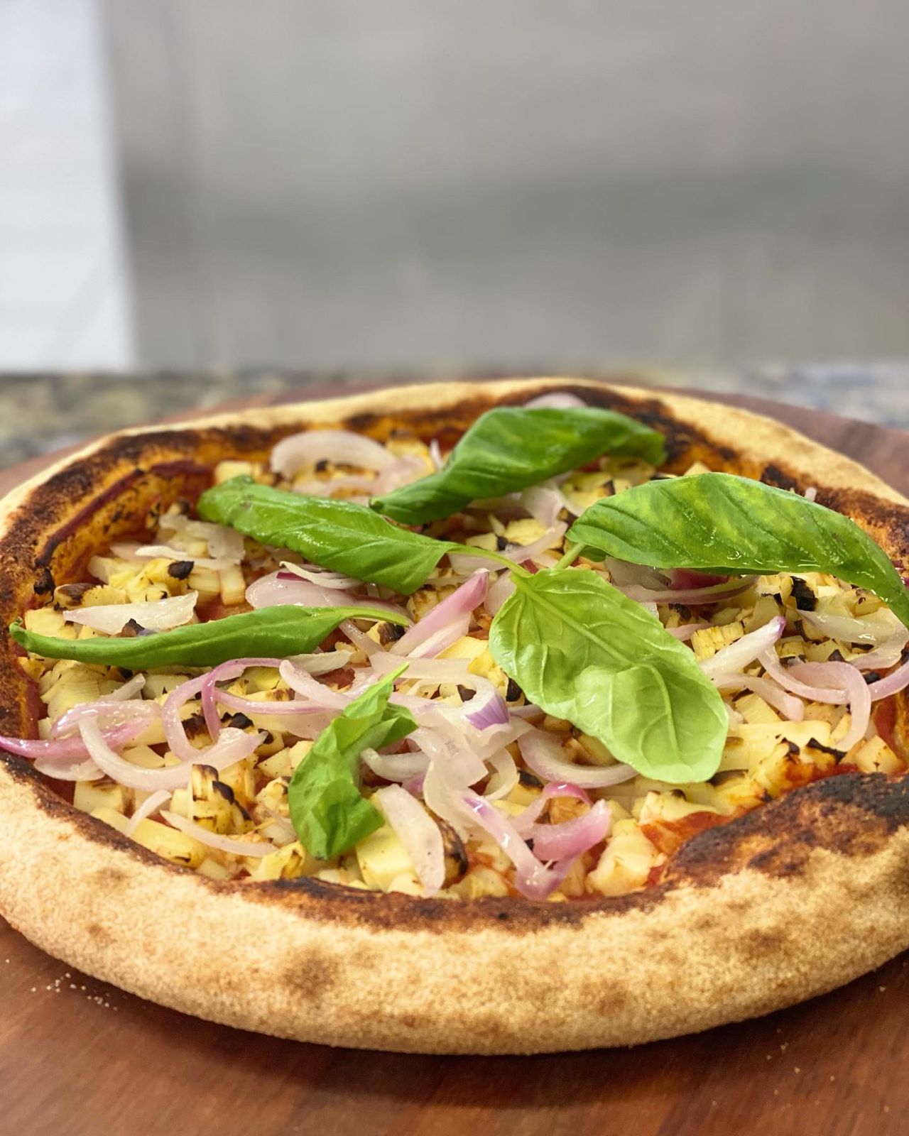 A cultura da pizza teve inicio na cidade de Nápoles, na Itália