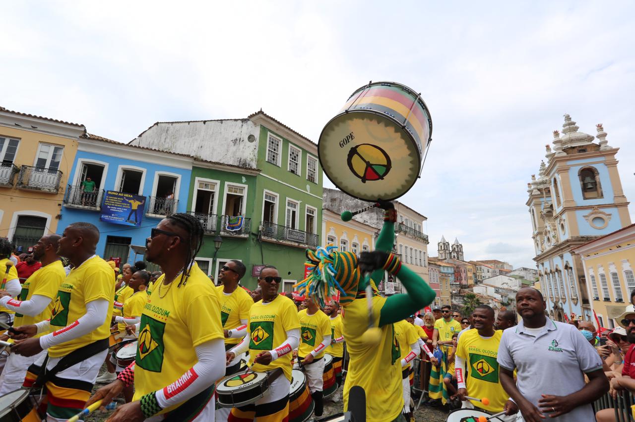 O Pelourinho entrou em clima de festa para acompanhar a segunda partida da Seleção Brasileira na Copa do Mundo 2022, na tarde desta segunda-feira, 28.