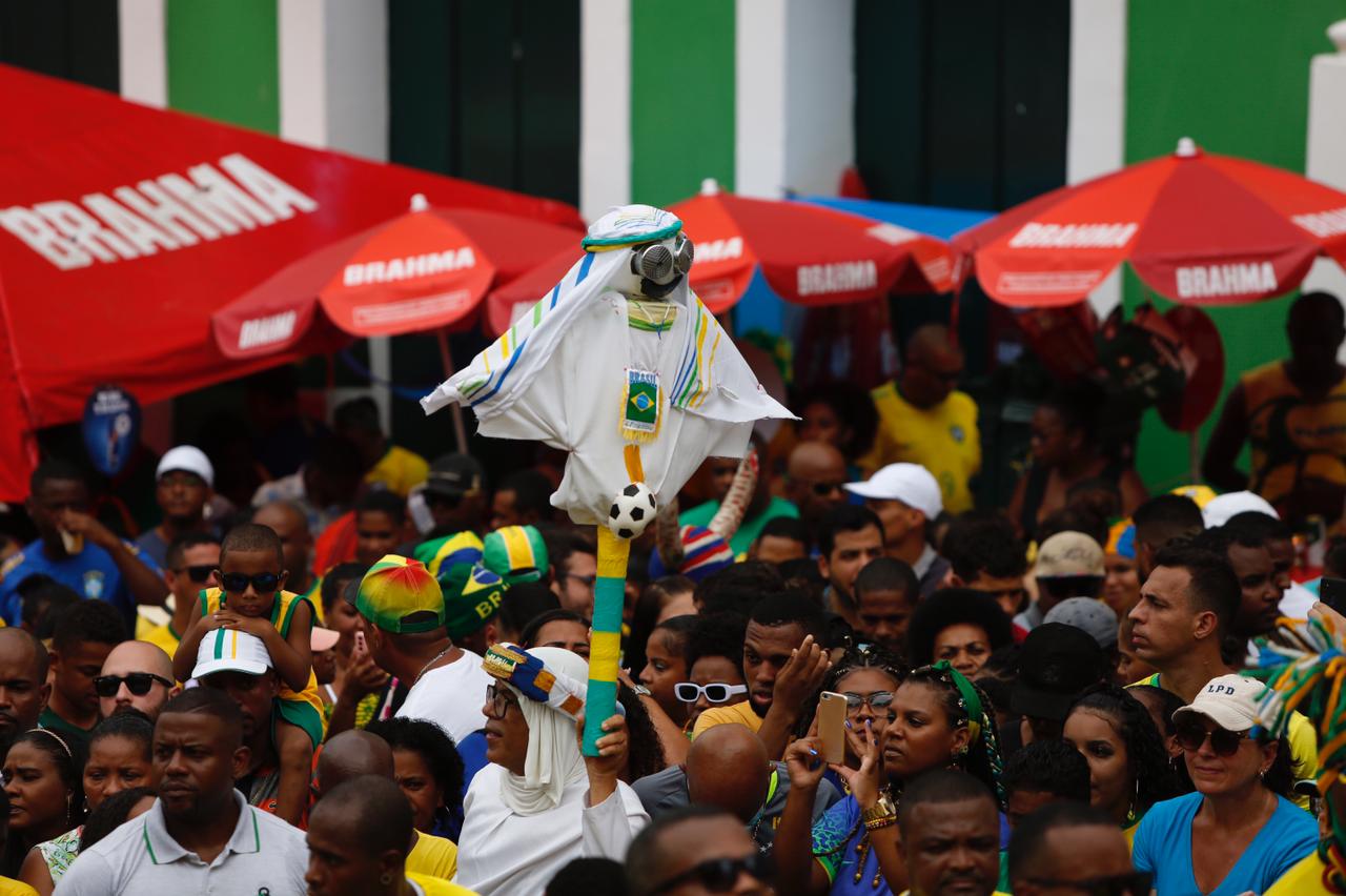 O Pelourinho entrou em clima de festa para acompanhar a segunda partida da Seleção Brasileira na Copa do Mundo 2022, na tarde desta segunda-feira, 28.