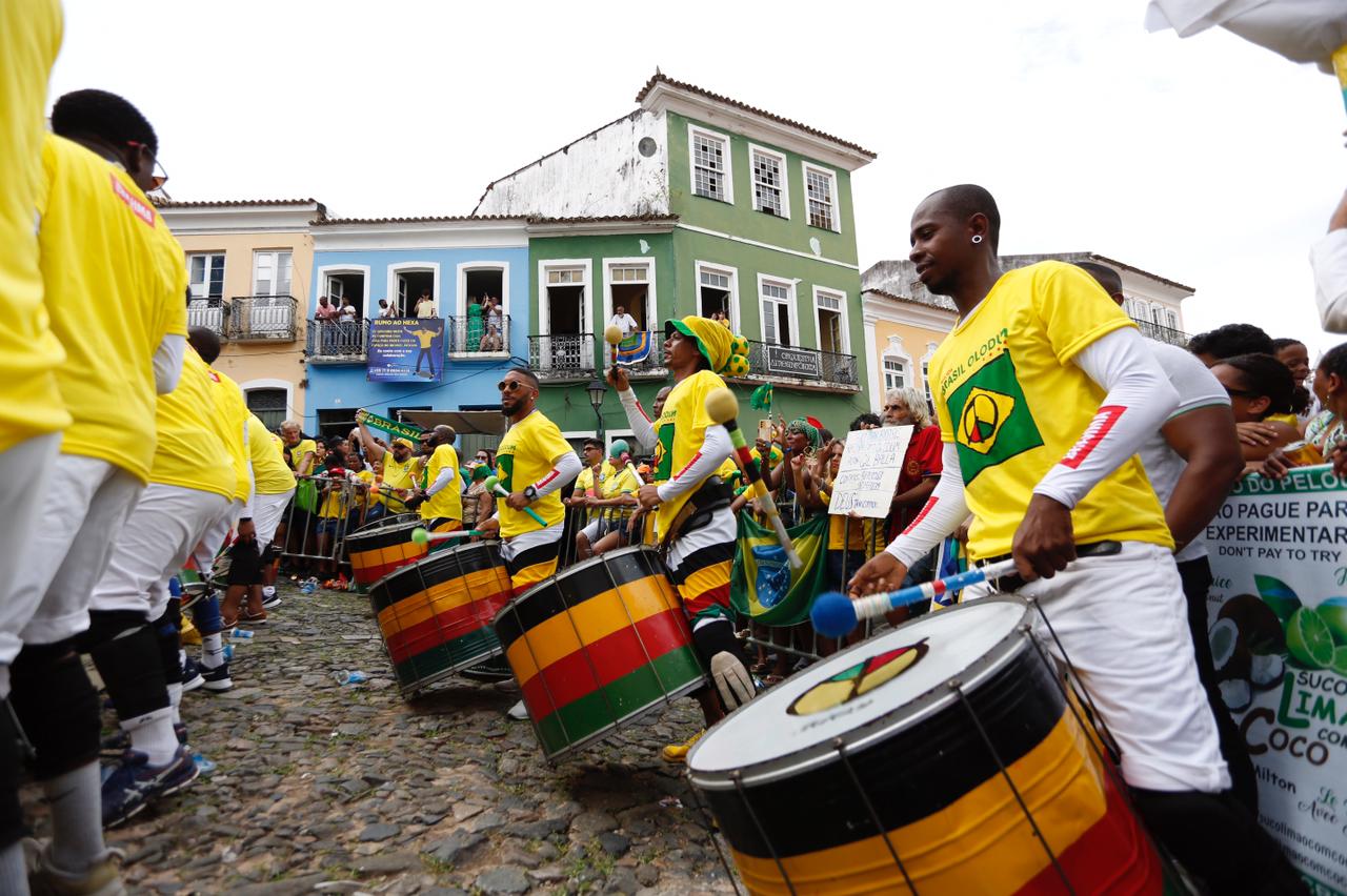 O Pelourinho entrou em clima de festa para acompanhar a segunda partida da Seleção Brasileira na Copa do Mundo 2022, na tarde desta segunda-feira, 28.