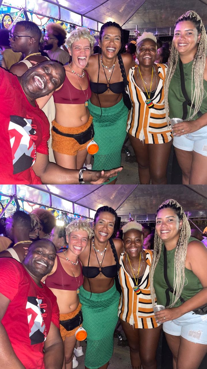 Atriz Bruna Linzmeyer toma banho de chuva em praia de Salvador