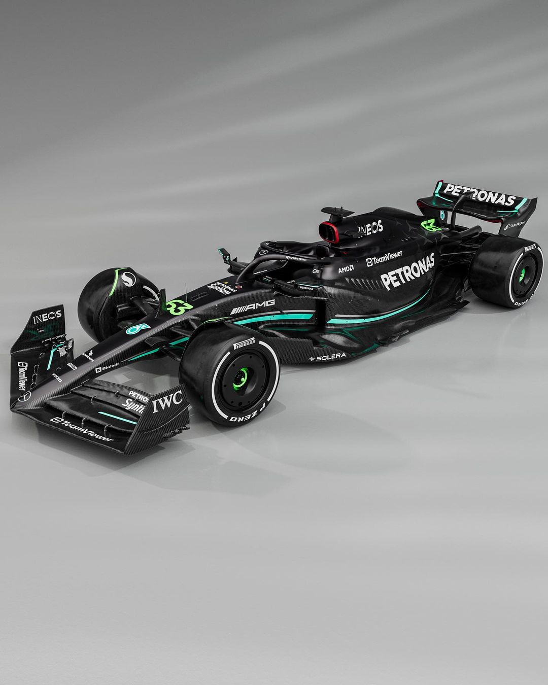 Mercedes apresenta novo carro para temporada 2023 da F1