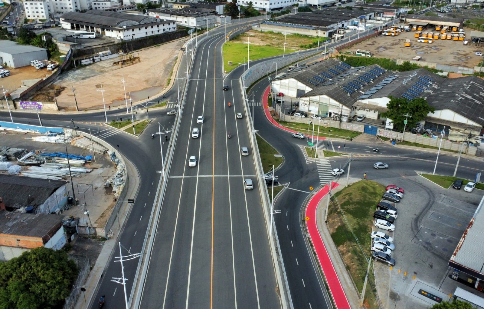 As obras foram executadas pela Companhia de Desenvolvimento Urbano do Estado (Conder)