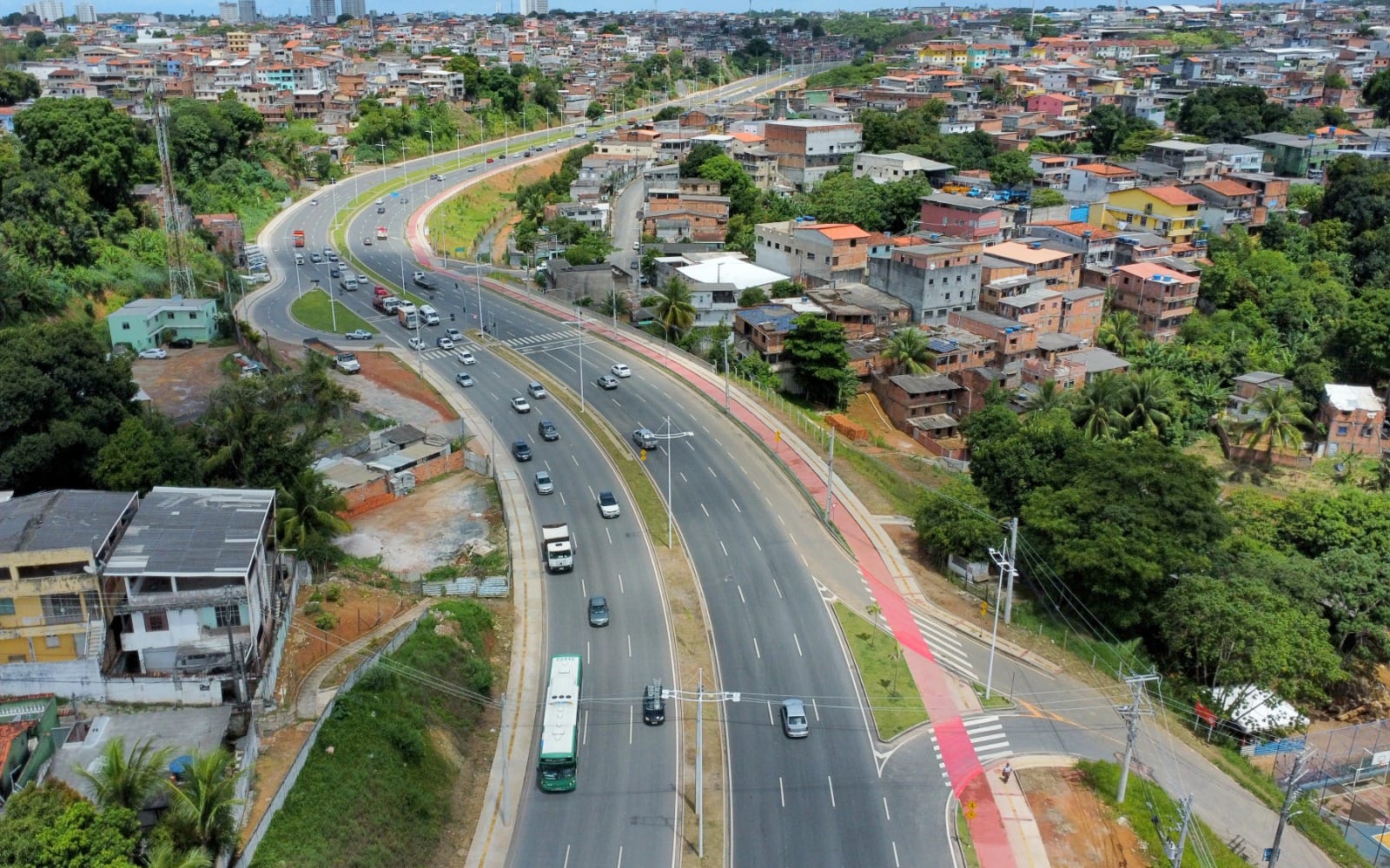 Governo entrega conclusão da Linha azul e trecho da Av. 29 de Março