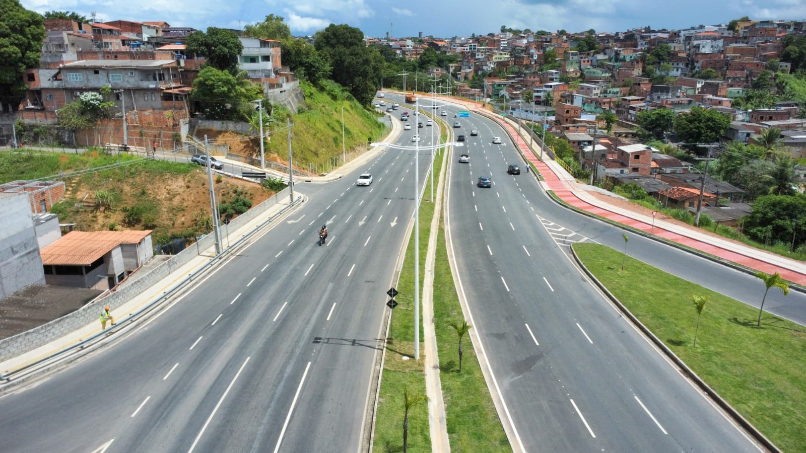 Governo entrega conclusão da Linha azul e trecho da Av. 29 de Março