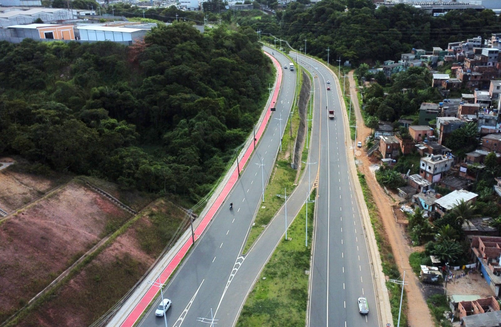 Governo entrega conclusão da Linha azul e trecho da Av. 29 de Março