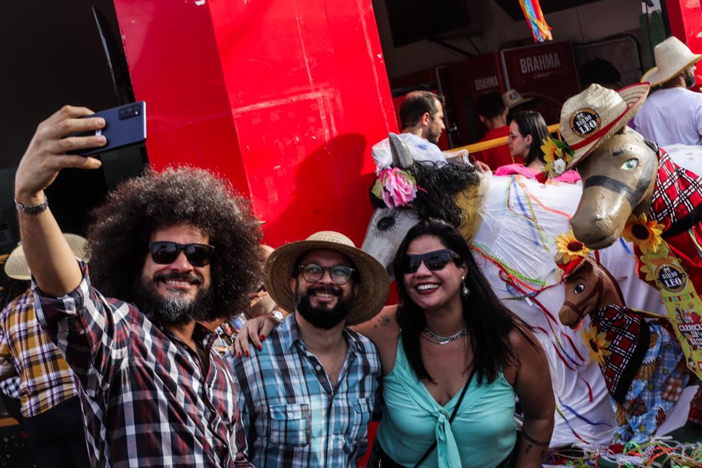 Confira fotos da terceira noite de São João em Salvador