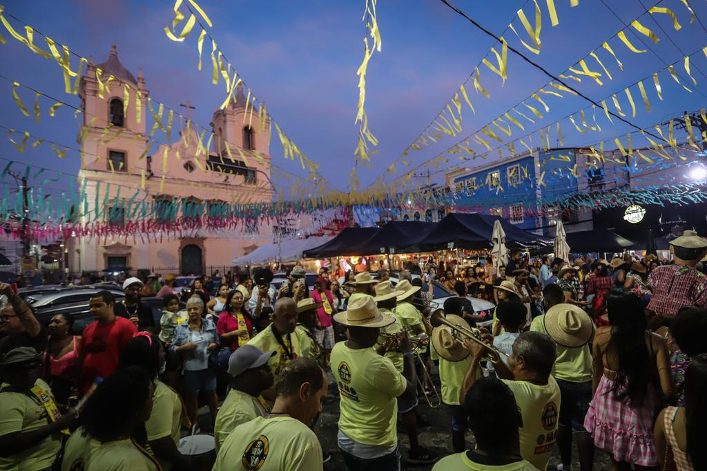 Confira fotos da terceira noite de São João em Salvador