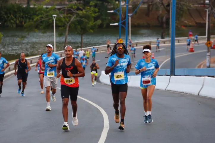 A TARDE Run mobilizou atletas pelas ruas de Salvador; veja fotos