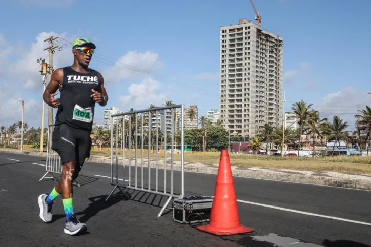 A TARDE Run mobilizou atletas pelas ruas de Salvador; veja fotos