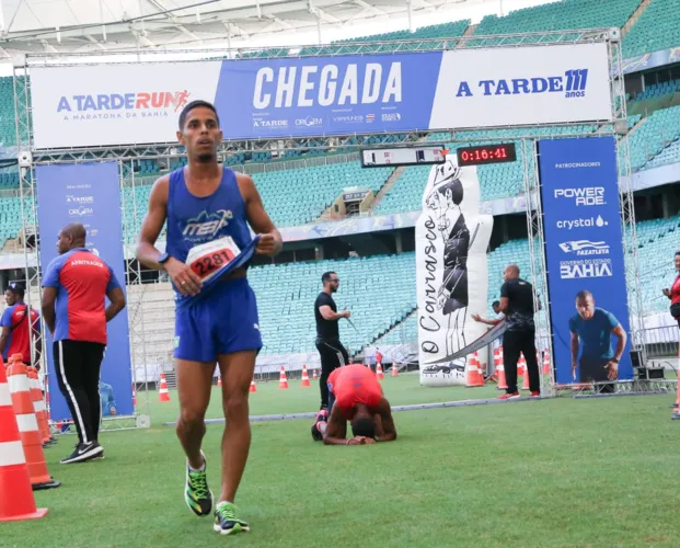 A TARDE Run mobilizou atletas pelas ruas de Salvador; veja fotos