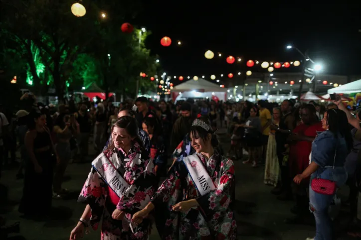 Confira fotos do último dia do Bon Odori no Parque de Exposições