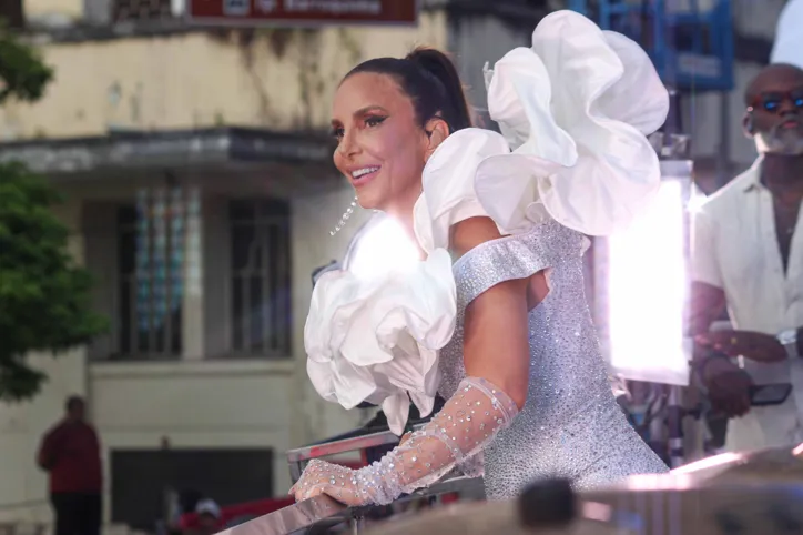 Fotos: Ivete Sangalo na abertura do Carnaval de Salvador