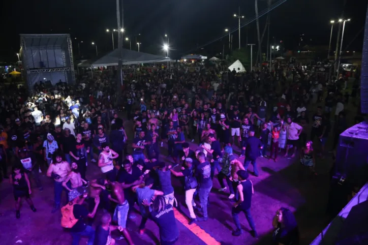 Palco do Rock abre programação neste sábado com grande público