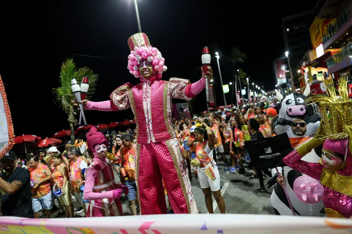 Habeas Copos fecha pré-Carnaval de Salvador com alegria; veja fotos