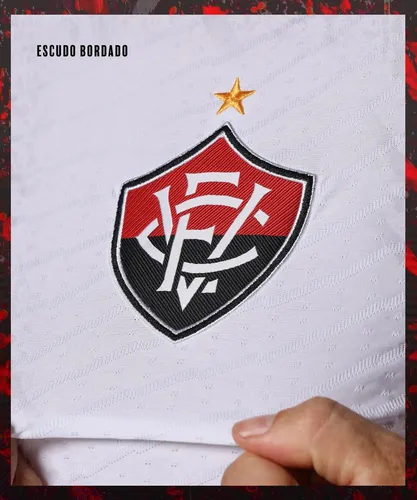 Vitória anuncia lançamento de novo segundo uniforme; veja imagens