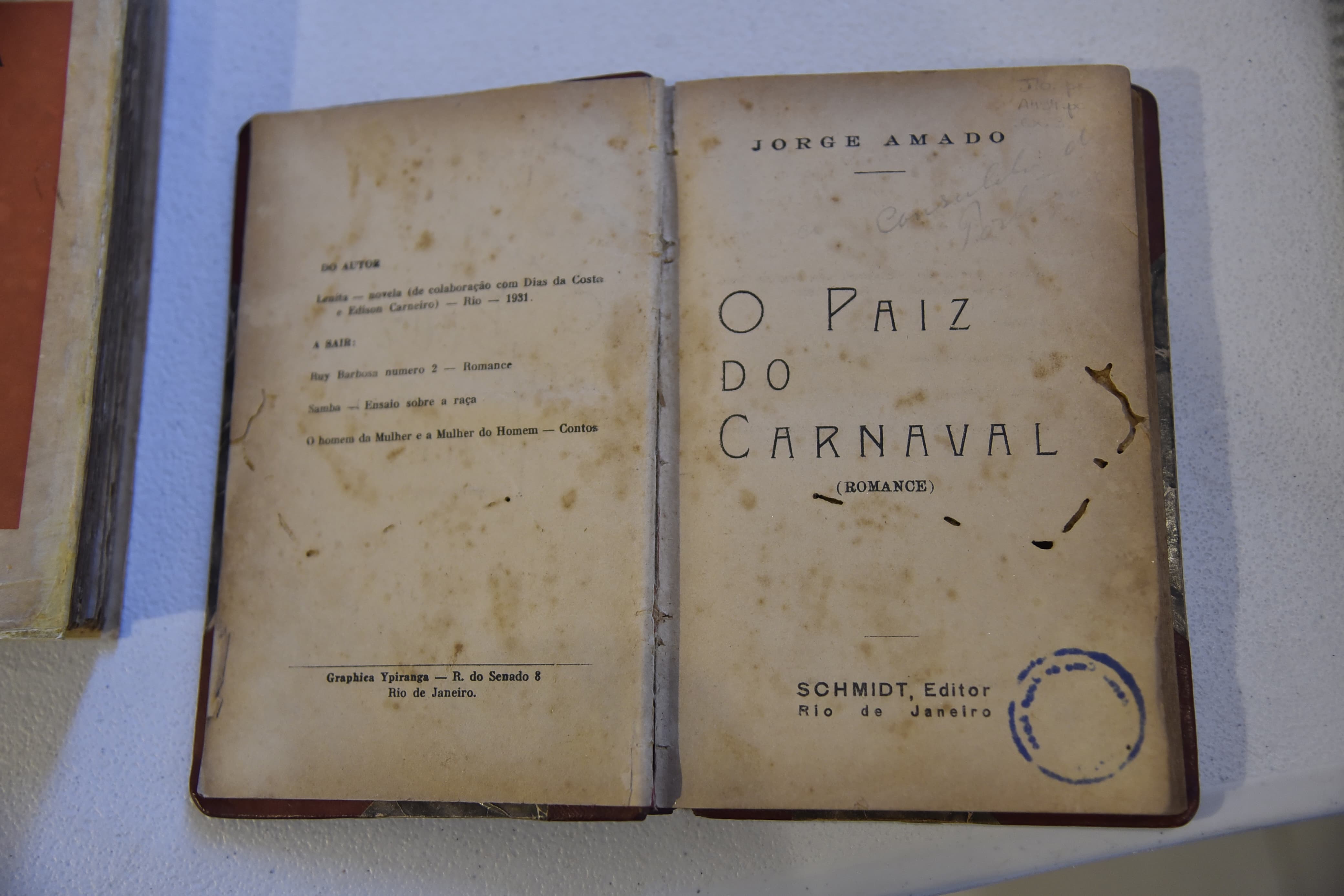 Primeiro exemplar de 'País do Carnaval'