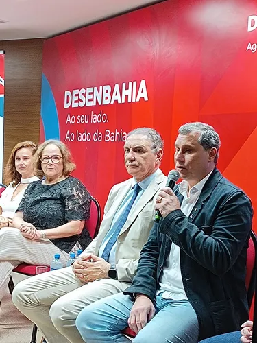ACBEU debate educação pública com presença do FNDE e TCM-BA