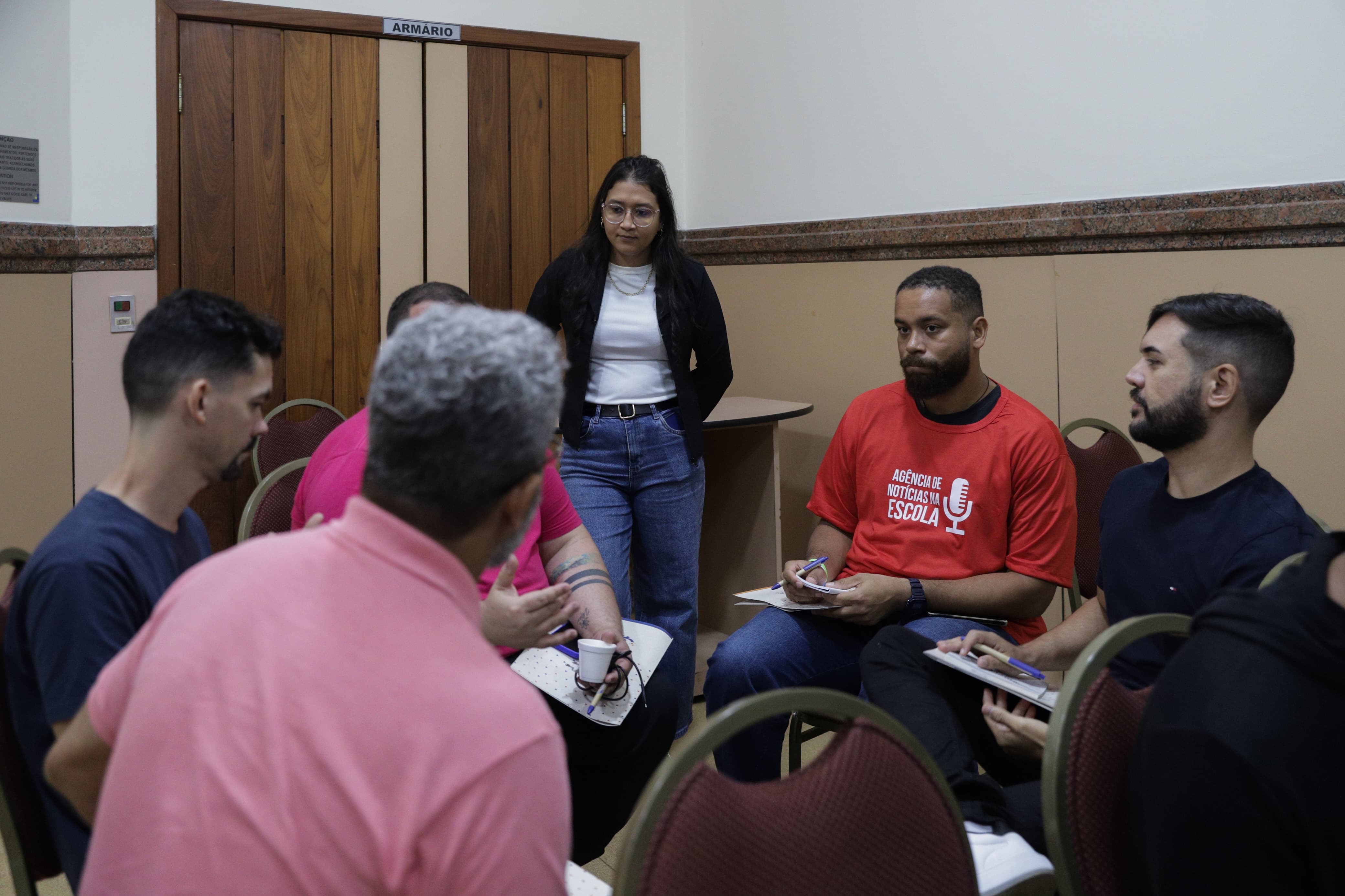 A TARDE Educação realiza oficina para professores em parceria com IAT