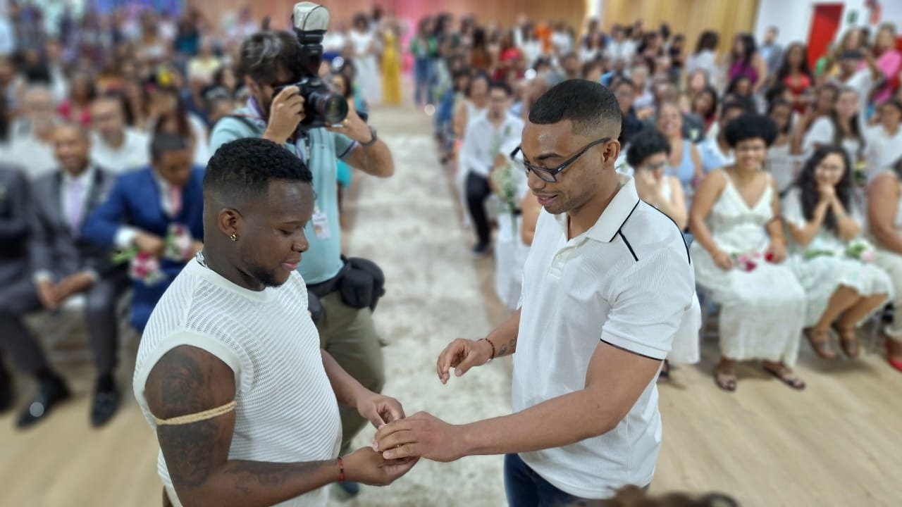 Bernardo e Elivelton oficializarm a união em 12 de julho de 2024, um mês após o nascimento do filho