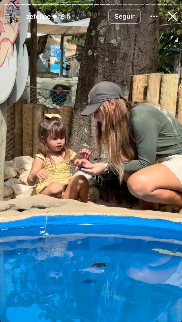 Zé Felipe na Bahia com os filhos