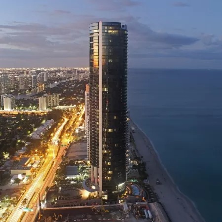Bispo Edir Macedo e Messi 'moram' no mesmo prédio de luxo em Miami