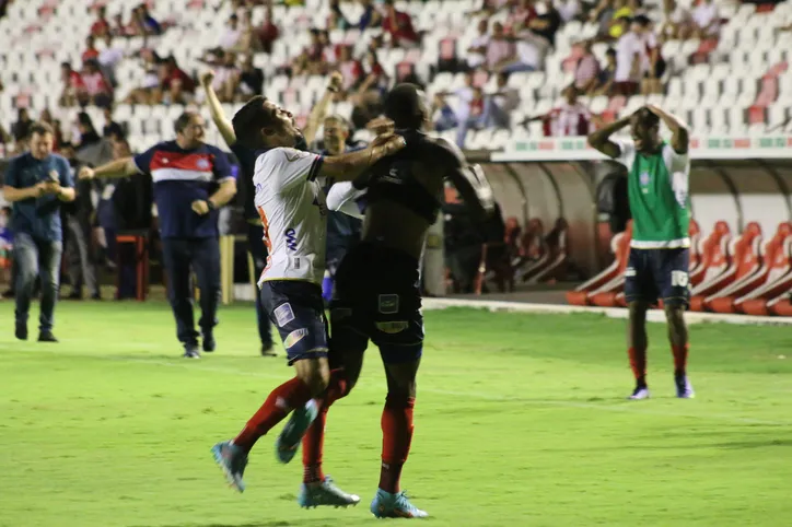 Bahia tenta encerrar jejum de vitórias em Recife contra o Retrô