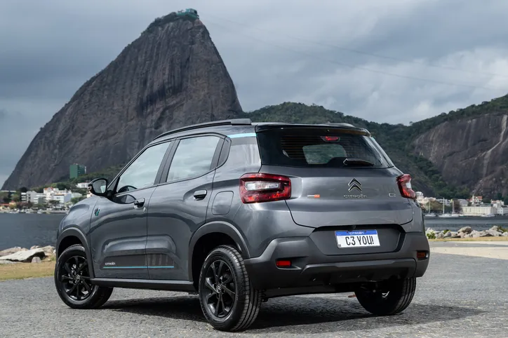 Citroën lança C3 2026 com versão XTR e painel digital de 7”