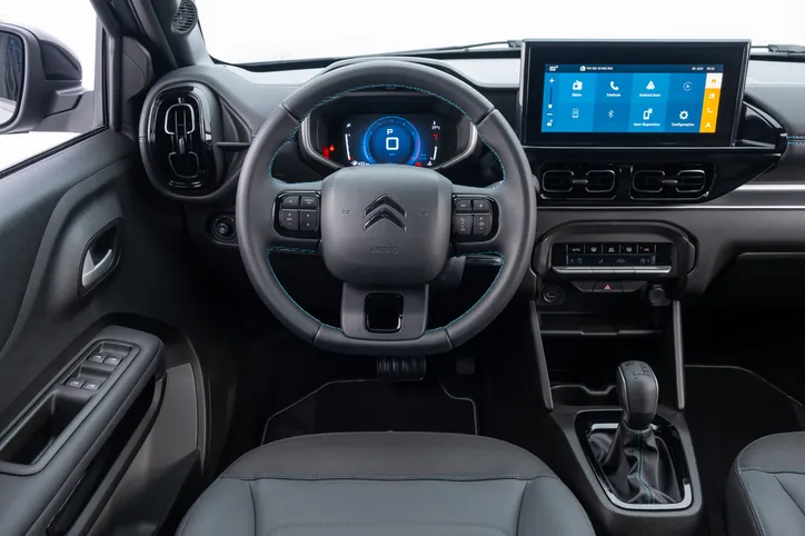 Citroën lança C3 2026 com versão XTR e painel digital de 7”