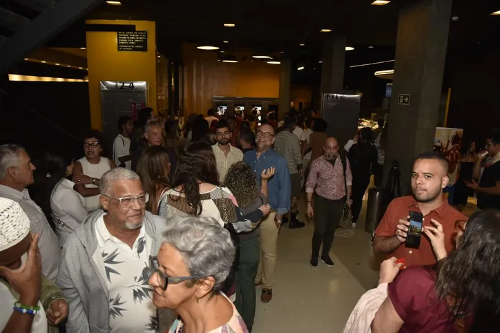 Em noite especial no Cine Glauber Rocha, Sérgio Machado apresenta documentário "3 Obás de Xangô"