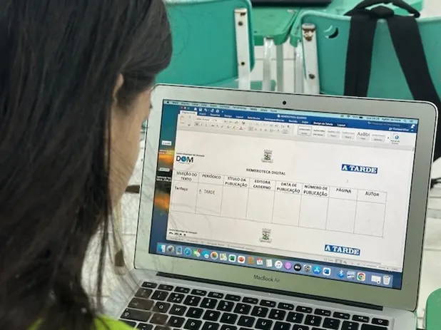 Estudantes criam hemeroteca digital com edições do Jornal A TARDE