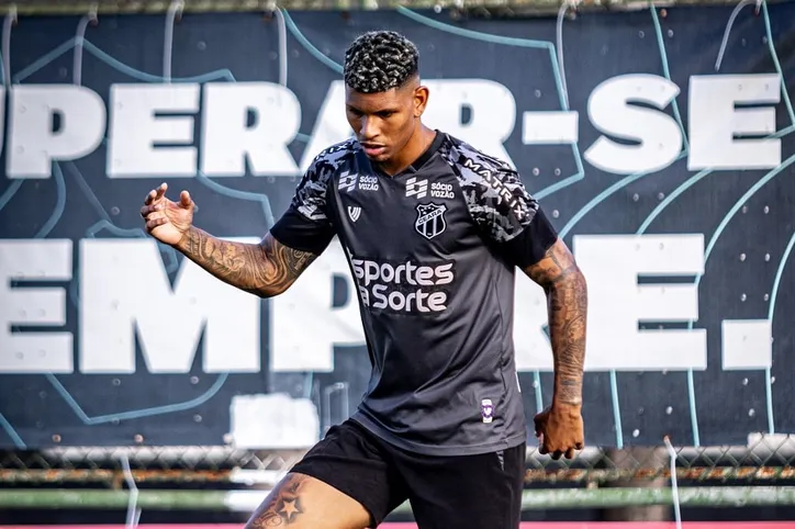 Ex-Bahia desfalcam o Ceará em duelo decisivo diante do Esquadrão